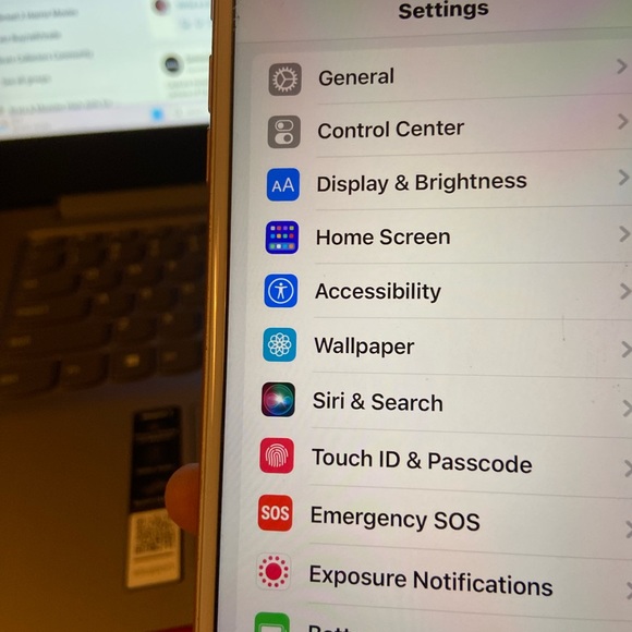 APPLE IPHONE 7 PLUS IN ROSE GOLD - Picture 8 of 9
